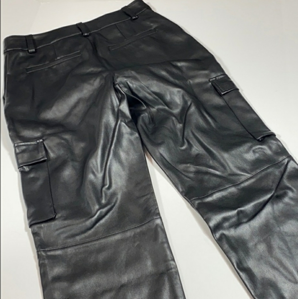 Apt. 9 NWT Faux Leather Cropped Cargo Pants Black Size 6 - Picture 5 of 7